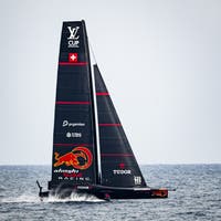 Louis Vuitton Cup: Alinghi gelingt gegen das Team Orient Express der erste Sieg